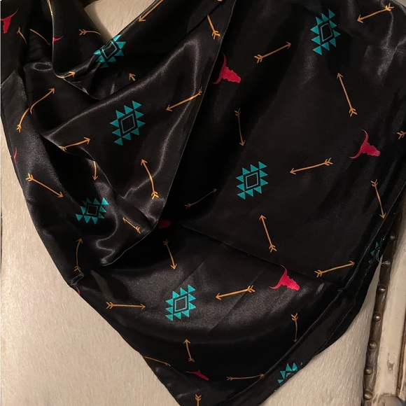Écharpe Noire Wild Rag Western – Modèle Buckaroo 36x36 Pour Cowgirl Et Cowboy